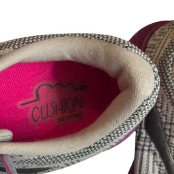 Brooks Revel 3 Sneakers Gray and Purple Women’s Size 7 Running Shoes - Picture 11 of 16